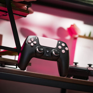 HEXGAMING ULTIMATE Controller for PS5, PC, Mobile - Black Cherry Blossoms Pink