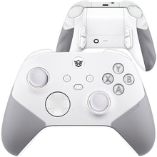 Cargar imagen en el visor de la galería, HEXGAMING ULTRA X Controller for XBOX, PC, Mobile  - White ABXY LabeledHEXGAMING ULTRA X Controller for XBOX, PC, Mobile  - White ABXY Labeled
